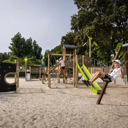 Premium Avec Terrasse - 3 - Api-1-52-907 Campsite Saint-Hilaire-de-Riez