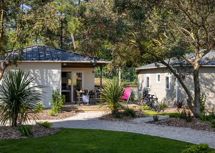 Parque de Campismo Premium Avec Terrasse - 3 - Api-1-52-907 *